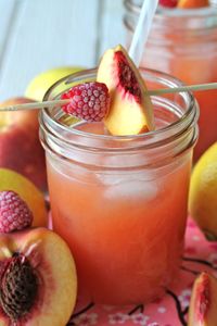 Raspberry Peach Lemonade