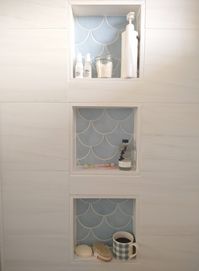 Classy Coastal En-suite Bathroom - Bay Breeze Place — Rochelle Grenier Design