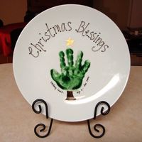 Hand Print Christmas Plate. Hello dollar store plates!!