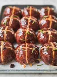 Chocolate hot cross buns