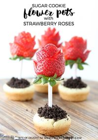 Sugar Cookie Flower Pots with Strawberry Roses | Easy Treat Recipe | A simple Mother's Day or Easter / Spring Dessert