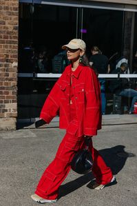 In Sydney It’s Never Too Cold For Bermuda Shorts—See the Best Street Style Photos From the Resort 2025 Shows in Australia
https://www.vogue.com/slideshow/sydney-resort-2025-street-style#71