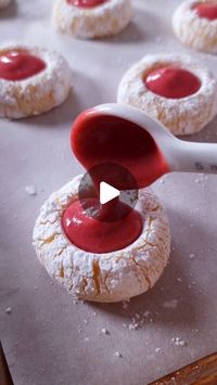 Katarina Cermelj on Instagram: "I've stuffed my lemon crinkle cookies with raspberry curd – and the results are SPECTACULAR. 🤤🫶 They're zesty, buttery and they simply melt in your mouth, and the raspberry curd is a total revelation. And if you really want to have your mind blown, try chilling them in the fridge, that somehow makes them even better!! 🩷 Full recipe is on my blog, link in my bio!

Also, Barnes & Noble are still doing a (limited time!!) 25% off preorder offer on my new book, The Elements of Baking – for members with the code PREORDER25 🥰 The offer ends tomorrow!! All the preorder links are in my bio, as always.

#raspberry #lemoncookies #cookies #glutenfree #baking"