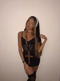 Womens nun costume for halloween inspiration