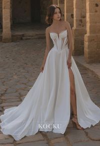 Look and feel sexy and hot on your special day with our A Line Strapless Wedding Dress. The dress features stunning cut outs for a touch of daring style. Perfect for any bride who wants to make a bold statement and showcase her figure.