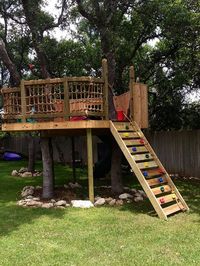 13 Tree Houses Your Kids Will BEG You to Build - Glue Sticks and Gumdrops