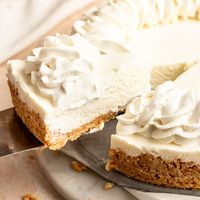 3 Ingredient No Bake Cheesecake (Easiest Cheesecake In The World)