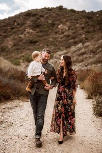 natural family photo inspiration in the mountains - M Loves M @marmar