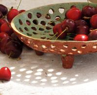 Pottery Berry Bowl Fruit Colander-Serving Bow | Etsy