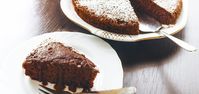 Try this IRISH WHISKEY CAKE from @KerrygoldUSA