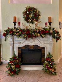 Christmas Decor 4PC Set. Stunning Luxury Wine Red /Ivory Peony Decor, FREE SHIPPING   25" Christmas Wreath, 6 feet Luxury Garland, 2 Deluxe Topiaries. Cordless, Pre-lit, Original designs.  EXPERIENCE TYLER INTERIORS. SET OF 4PIECE.  Magnificent holiday decor with simmering cordless LED light with timer.  THE WONDERFUL SIGNATURE WREATH SET.  Sophisticated victorian style decor you can enjoy years to come. Just imagine this whole set to your mantle.  It is a show stopper!!. It's a magically easy w