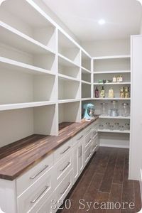 Catchy Kitchen Pantry Design Ideas13