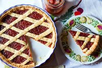 Quince Jam Tart (Crostata con Marmellata di Mele Cotogne) - SugarLoveSpices