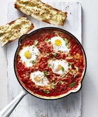 Italian Baked Eggs With Tomato Sauce