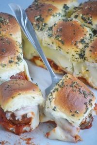 Messy Meatball Garlic Bread Sliders