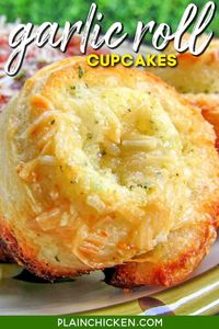 Garlic Roll Cupcakes - great with pasta! Super easy to make with only 4 ingredients! Refrigerated bread sticks, garlic seasoning, butter and parmesan cheese baked in a muffin tin - SO yummy. I could eat the whole pan myself!! Great with pasta, soups, casseroles and grilled meats. Ready to eat in 15 minutes! #bread #garlic #garlicbread #easy