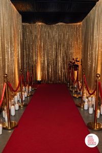 Celebrate in style and make your guests feel like VIPs with a glamorous Hollywood Party Theme!