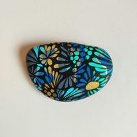 Painted Pebbles, Decorative Objects of Great Finesse - Etsy Canada