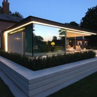 A floating corner on a residential extension