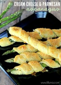 Cream Cheese and Parmesan Asparagus { lilluna.com }