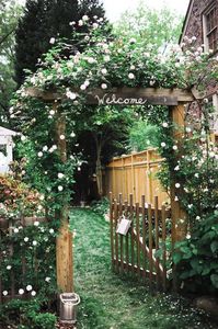 31 Creative Fence Gate Ideas For 2024 - A Nest With A Yard