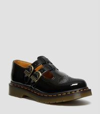 These shoes are perfect for fall and spring!! Loving these patent black mary janes from Dr. Martens!