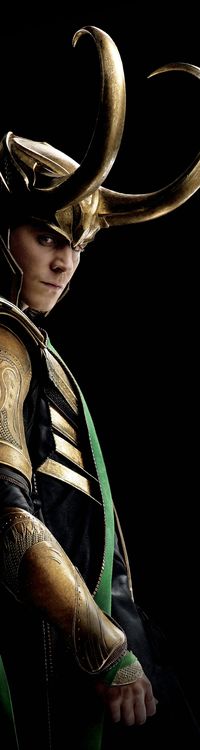 “It was mostly leather and metal – that’s how we like it in Asgard. *winks* The heavier, the better.”  -Tom Hiddleston