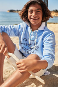 Surf’s up with #PoloRLStyle.

The south of France inspires the Tie-Dye-Print Fleece Graphic Sweatshirt with a sun-washed palette.