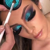 Makeuptutorials (@make.up.holics) • Instagram fotografije i videozapisi