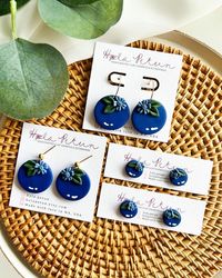 POLYMER CLAY EARRINGS| Lizbeth 🌸 on Instagram: “Last, but not least, blueberry earrings! 🫐 I’ll be posting an earring try-on later today for all the earrings launching tomorrow! 🙌🏼 Make…”