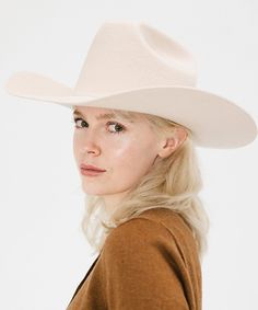 From coffee dates to country music festivals, the Teddy Cattleman Hat has you covered. With a true cattleman crown + wide western brim, this classic cowgirl hat is sure to stand out in a crowd. May we suggest taking Teddy up a notch? Shop Western bands + your favorite hat trims to make the look your own! Bands pictured are sold separately HERE! Cattleman Hat, Western Hats For Women, Men Hats Styles, Classic Cowgirl, Country Music Festival, Flat Brim Hat, Western Hat, Coffee Dates, Band Pictures