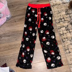 Nwt Nightmare Before Christmas Pj Bottoms Black Halloween Sleepwear For Sleepover, Black Christmas Sleepwear, Black Christmas Holiday Sleepwear, Black Winter Sleepwear For Pajama Party, Black Winter Sleepwear, Black Holiday Sleepwear For Winter, Black Winter Holiday Sleepwear, Black Christmas Loungewear Bottoms, Black Bottoms For Christmas Loungewear