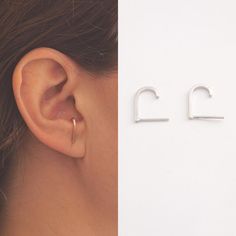 a woman's ear is shown next to an image of a pair of earrings