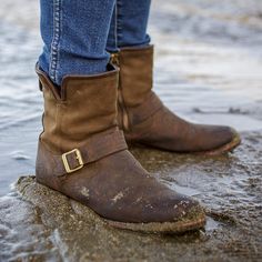 Ariat Work Boots, Barn Boots, Ariat Boots Womens, Waterproof Leather Boots, Womens Waterproof Boots, Ariat Boots, Chelsea Boots Women, Mens Cowboy Boots, Frye Boots