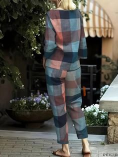 Peilia - Stylish Plaid Print Two-Piece Set: Long Sleeve Top and Pants Ensemble - Fashionable Womens Attire 2piece Outfits, Plaid Print, Two Piece Sets, Long Sleeve Top, Types Of Printing, Gingham, Long Sleeve Tops, Sleeve Top, Fall Winter