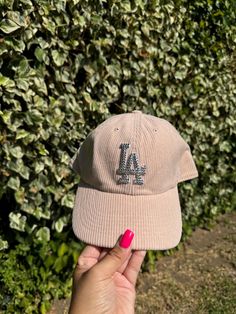 Los Angeles dodgers hat embellished with crystals. Casual Rhinestone Cap, Casual Cap With Rhinestones, Casual Snapback Baseball Cap With Rhinestones, Casual Rhinestone Snapback Hat, Trendy Snapback Hat With Rhinestones, Dodger Hat, Dodgers Hat, Dodger Hats, Pink Corduroy