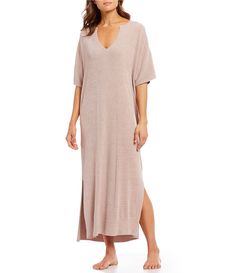 Barefoot Dreams Cozy Chic Ultra Lite Caftan #Dillards Kaftan Style Dresses, T Shirt Midi Dress, Middle Aged Woman, Patio Dress, Long Dresses Casual Maxi, Lingerie Sheer, Loungewear Dresses, Kaftan Style, Over 60 Fashion