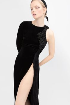 Description Black A-line, Long dress Fitted, Long Sleeves Closed neckline One Sleeve Embroidered lace, Velvet Dry Clean Made in Spain SKU 22-85 Match Outfits, Black Fr, Velvet Flares, Bridal Consultant, Dress Fitted, Flared Dress, Black Velvet Dress, Floral Elements, Jewel Neckline