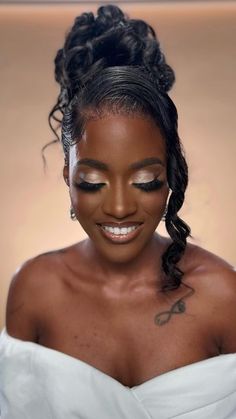 Half-Up Half-Down Wedding Hairstyles for Long Hair Watch Tutorial: https://www.youtube.com/watch?v=4-6D2WjXVSA Bridal Hair Half Down, Natural Hairstyles For Black Women Wedding, Half Updo Wedding Hair, Girls Party Hairstyles, Wedding Hairstyles For Black Women