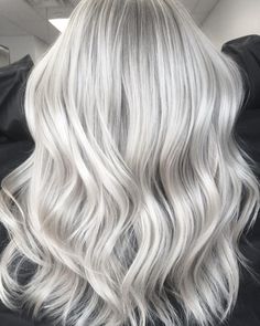 Grey Hair Wig, Grey Blonde Hair, Silver Blonde Hair, Icy Blonde Hair, Silver Hair Color, Silver Blonde, Ash Blonde Hair, Platinum Hair, Blonde Hair Looks