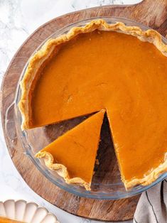 Here is a sweet potato pie that has a velvety smooth filling and is baked in a flaky pie crust! With a hint of lemon, vanilla, and spices! Make Ahead Thanksgiving Recipes, Make Ahead Thanksgiving, Sweet Pie Crust, Ella Vegan, Frozen Pumpkin Pie, Pumpkin Cream Pie, Gluten Free Pumpkin Pie, Healthy Pumpkin Pies, Best Pumpkin Pie