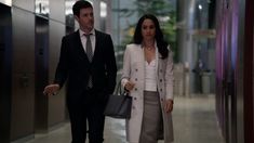 Get the look: Rachel Zane (Suits) | Like an It Girl Lawyer Chic, Workwear Capsule