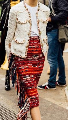 Style Element Chanel Street Style, Chanel Blazer, Blazer Street Style, Vanessa Jackman, Tommy Ton, London Fashion Weeks, Leandra Medine, Giovanna Battaglia