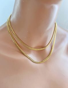 Very Simple 18K gold plated curb chain necklace  ------------------- DETAIL ▪4mm 18K gold plated gold chain (high quality chain made in Japan) ------------------- SIZE *This necklace is available in 3 lengths. 12" - 15" (12" +  adjustable 3 - inch extender) 15" - 18"  (15" + adjustable 3 - inch extender) 18" - 21"  (18" + adjustable 3 - inch extender) *It closes with lobster clasp. -------------------- JEWELRY CARE *Plated brass items are expected to tarnish over time, but to help the plating la Gold Cuban Link Double Chain Necklace, Gold Cuban Link Necklace Minimalist Style, Gold Minimalist Cuban Link Necklace As Gift, Gold Minimalist Cuban Link Necklace, Minimalist Gold Cuban Link Necklace, Minimalist Gold-plated Curb Chain Necklace, Minimalist Gold Plated Cuban Link Chain Necklace, Simple Chain Necklace, Necklace Minimalist Jewelry