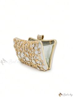 Bird in Bag - Exquisite Crystal and Rhinestone Embellished Womens Handbag: A Dazzling Hardshell Clutch Ideal for Elegant Evening Events, Perfectly Coordinated with Dresses, Ball Gowns, and Qipaos Womens Handbag, Envelope Bag, Chic Accessories, Bird In Bag, Textures Patterns, Bag Pattern, Evening Bags, Chic Style, Ball Gowns