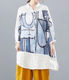 Oversized Graphic Print Blouse For Fall, Oversized Printed Summer Blouse, Oversized Fall Blouse With Graphic Print, Casual Yellow Tunic Blouse, White Long Sleeve Tops With Abstract Print, White Long Sleeve Top With Abstract Print, Casual Oversized Top With Abstract Print, Oversized Casual Top With Abstract Print, Casual Oversized Shirt With Abstract Print