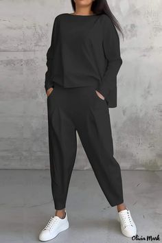 Olivia Mark - Comfortable Two-Piece Set for Women Black Look, Polyester Pants, Sweatshirt Set, Modieuze Outfits, Sports Suit, Asymmetrical Design, 50s Fashion, Look Casual, Outfit Casual