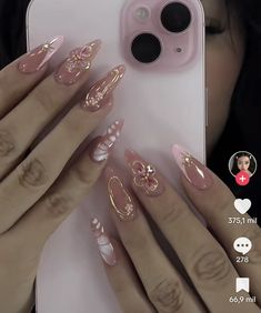 Acrylic Nails September 2024, Virgo Aesthetic Nails, September Nail Inspo Almond, Nail Gel X Designs, Aesthetic Nails Acrylic Summer, Virgo Nails Designs, Aesthetic Nails Acrylic, Nails Acrylic Summer, Quartz Nails