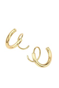 Get ready to double up your style game with the Laine hoops Faux Double Piercing Huggie Earrings! These earrings are the perfect way to add some sass to your look without the need for extra piercings. Crafted from premium 18K gold and super-strong 316L stainless steel, these earrings are as durable as they are chic. The huggie-style hoops are comfy enough to wear all day long, so you can strut your stuff in style. The best part? These earrings are totally sweat and water-resistant, so you can we Trendy Gold Metal Piercings, Gold Hoop Metal Piercings, Modern Small Hoop Gold Piercings, Modern Gold Small Hoop Piercings, Trendy Gold Ear Wire Piercings, Trendy Gold Small Hoop Piercings, Adjustable Gold Hoop Piercings, Double Piercing, White Jewelry Box