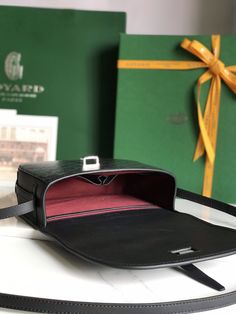 The most classic characteristics of Belvédère bags: simple and elegant, light and practical. The single narrow belt buckle passes through the metal ring smoothly, and can be opened and closed freely; the leather trim highlights the outline of the bag body in a linear way, and the leather lining of the flap also makes the silhouette of the bag more three-dimensional. The Belvédère 2 bag has three internal pockets to securely organize daily essentials and has an adjustable shoulder strap that can Everyday Luxury Rectangular Bags With Metal Hardware, Timeless Black Saddle Bag For Business, Timeless Rectangular Saddle Bag With Adjustable Strap, Classic Square Saddle Bag With Detachable Strap, Designer Rectangular Saddle Bag For Travel, Classic Evening Saddle Bag With Leather Lining, Rectangular Saddle Bag With Leather Lining For Evening, Classic Black Saddle Bag With Palladium Hardware, Classic Rectangular Saddle Bag With Metal Hardware